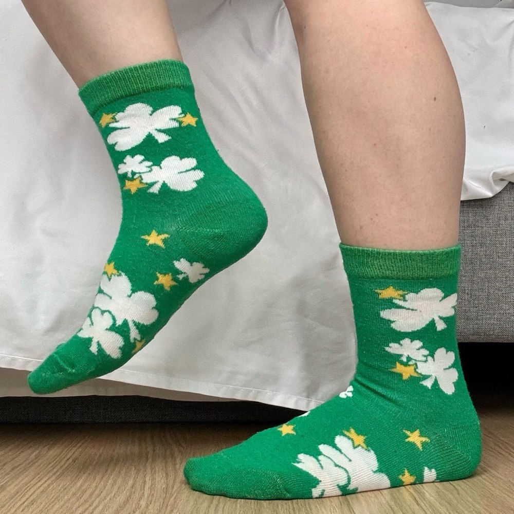 St. Patrick’s Day Green Socks White Shamrock Yellow Star Leprechaun ☘️ Festive - Picture 2 of 4